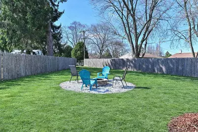 6383 W Darnel Ave, Brown Deer, WI 53223 - Photo 6