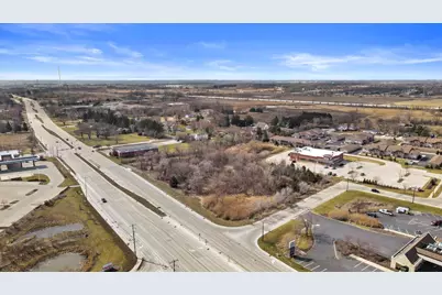 7626  Green Bay Rd, Kenosha, WI 53142 - Photo 6