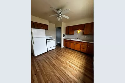 8243 W Grantosa Dr, Milwaukee, WI 53218 - Photo 4