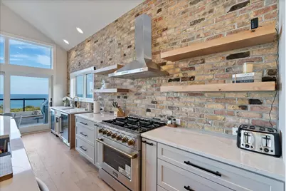 1082  Seanma Wynd -, Port Washington, WI 53074 - Photo 12