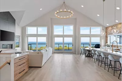 1082  Seanma Wynd -, Port Washington, WI 53074 - Photo 4