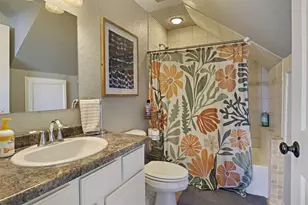 140 Randolph St, Burlington, WI 53105 - Photo 18