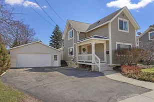 140 Randolph St, Burlington, WI 53105 - Photo 1