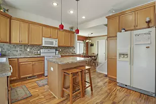 140 Randolph St, Burlington, WI 53105 - Photo 8