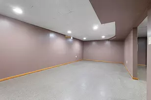 6463 N 55th St, Milwaukee, WI 53223 - Photo 16