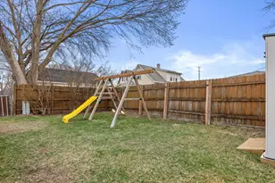 1130 S 101st St, West Allis, WI 53214 - Photo 34