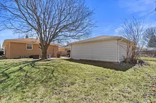 4739 S 23rd St, Milwaukee, WI 53221 - Photo 22