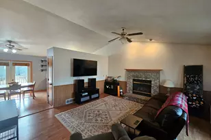 1016 Springs Rd, Fond du Lac, WI 54935 - Photo 2