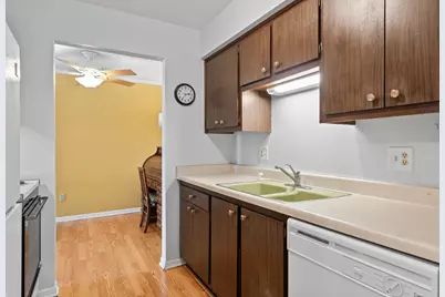 1250  Wisconsin St #207B, Lake Geneva, WI 53147 - Photo 6