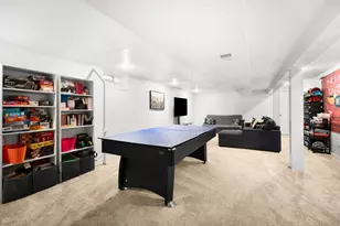 157 W Goldleaf Ave, Milwaukee, WI 53207 - Photo 18