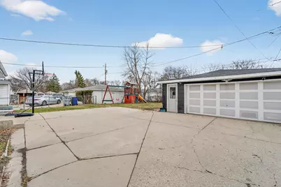 6458 N Landers St, Milwaukee, WI 53223 - Photo 22