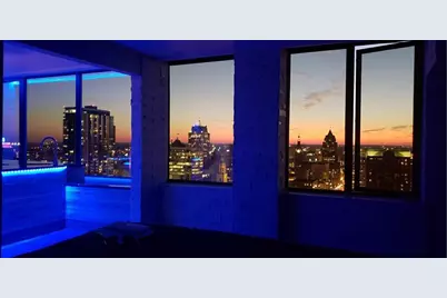 929 N Astor St #2601/2603, Milwaukee, WI 53202 - Photo 12