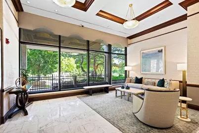 929 N Astor St #2601/2603, Milwaukee, WI 53202 - Photo 18