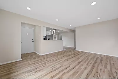 5771 N 97th St, Milwaukee, WI 53225 - Photo 6