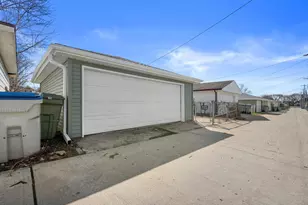 5771 N 97th St, Milwaukee, WI 53225 - Photo 4