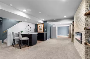 630 Polaris St, West Bend, WI 53095 - Photo 38