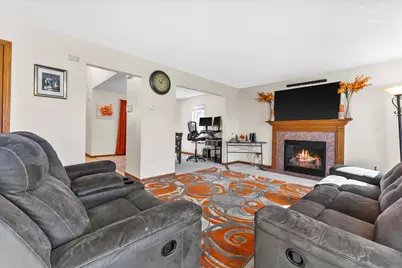 1809 W Wright St, Milwaukee, WI 53206 - Photo 10