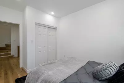 300 E Rosedale Ave, Milwaukee, WI 53207 - Photo 22