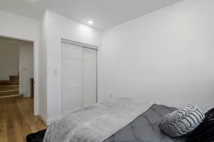 300 E Rosedale Ave, Milwaukee, WI 53207 - Photo 22