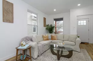 300 E Rosedale Ave, Milwaukee, WI 53207 - Photo 8