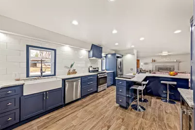 727 E Madison St, Oconomowoc, WI 53066 - Photo 10