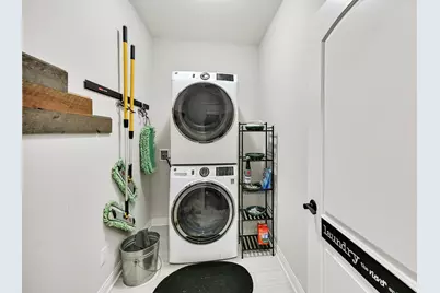 18420  Milwaukee Ave, Brookfield, WI 53045 - Photo 32