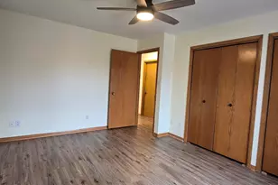 2411 Crosscreek Dr, Sheboygan, WI 53081 - Photo 12