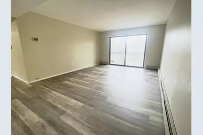 8643 N Servite Dr #214, Milwaukee, WI 53223 - Photo 4