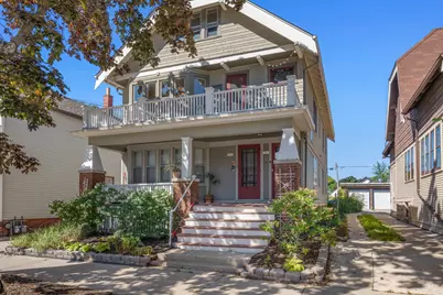 1845 N Warren Ave #1847, Milwaukee, WI 53202 - Photo 1