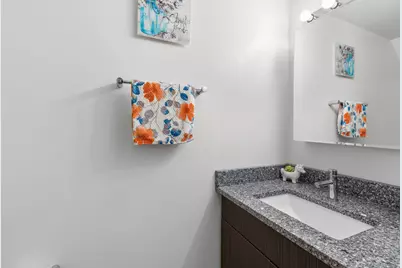 12975 N Colony Dr, Mequon, WI 53097 - Photo 6