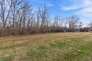 12975 N Colony Dr, Mequon, WI 53097 - Photo 28