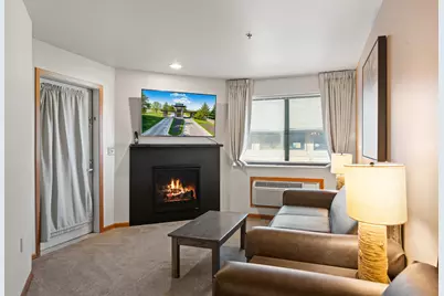 7020  Grand Geneva Way #206, Lake Geneva, WI 53147 - Photo 8