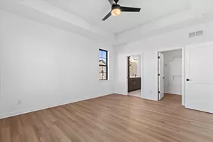 W251N2371 Valleyview Circle, Pewaukee, WI 53072 - Photo 12