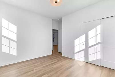 W251N2371  Valleyview Cir, Pewaukee, WI 53072 - Photo 16