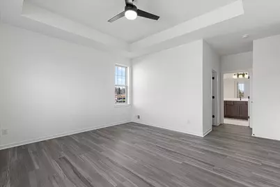 W251N2399  Valleyview Cir, Pewaukee, WI 53072 - Photo 12