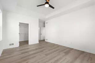 W251N2413 Valleyview Cir, Pewaukee, WI 53072 - Photo 12