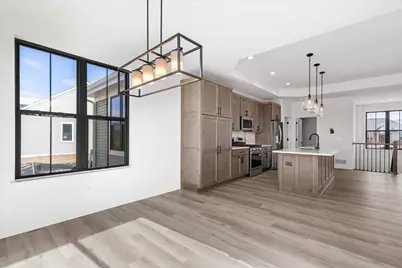 W251N2413  Valleyview Cir, Pewaukee, WI 53072 - Photo 6