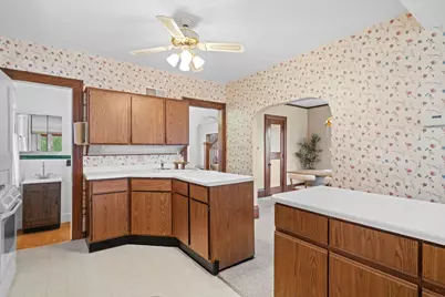 4109 S Whitnall Ave, Milwaukee, WI 53207 - Photo 20