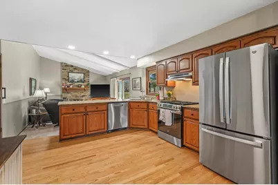 W312S950  Wildwood Trl, Delafield, WI 53183 - Photo 8