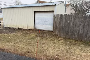 124 Fond du Lac St, Waupun, WI 53963 - Photo 6