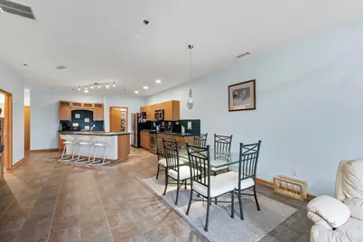 N112W15352  Mequon Rd, Germantown, WI 53022 - Photo 4