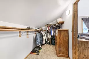 16285 W Mayflower Dr, New Berlin, WI 53151 - Photo 18