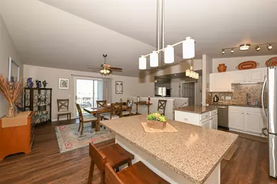 1111 N Sunnyslope Dr #201, Racine, WI 53406 - Photo 8