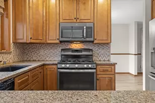 10861 35th Ave, Pleasant Prairie, WI 53158 - Photo 6