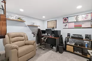 N95W19929 Marson Ct, Menomonee Falls, WI 53051 - Photo 28