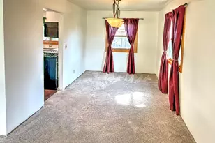 W153N11514 Potomac Cir, Germantown, WI 53022 - Photo 4