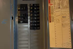 900 E Holt Ave, Milwaukee, WI 53207 - Photo 8