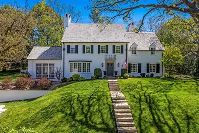 323 S Garfield Ave, Janesville, WI 53545 - Photo 1