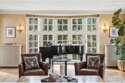 323 S Garfield Ave, Janesville, WI 53545 - Photo 4