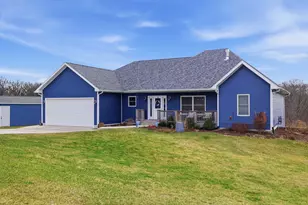 N7037 Hillside Ct, Richmond, WI 53115 - Photo 2